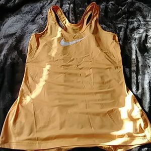 Nike tank